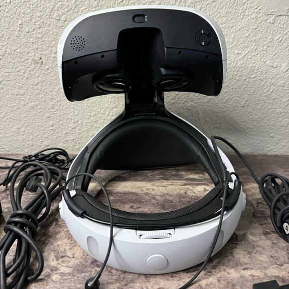 Sony PlayStation PS VR Bundle Virtual Reality Headset - Picture 2 of 15
